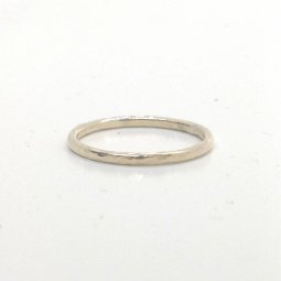 The Basic Ring: 1.5 mm hammered ring in solid 9ct gold