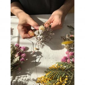 White Tea Sage Scented Reed Diffuser - Natural - Vegan with Dried Flowers