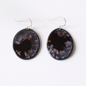 Black porcelain earrings Purple, Erika Albrecht ceramics