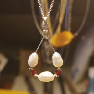Happy Pearls Drop Pendant
